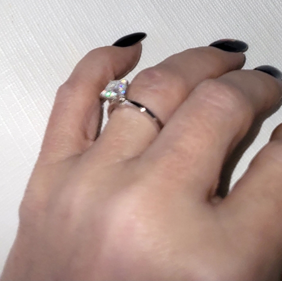 Cushion Cut 2ct Solitaire Moissanite 14k White Gold Vermeil Size 5.5 Ring - Picture 7 of 7